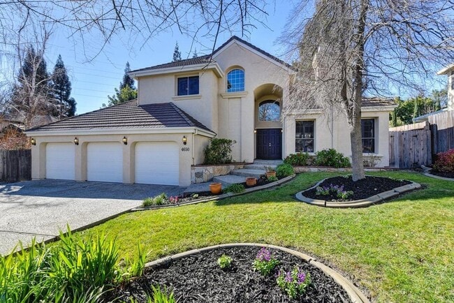 Building Photo - Elegant Granite Bay Home Located in Treelake Village and the Eureka Union School District