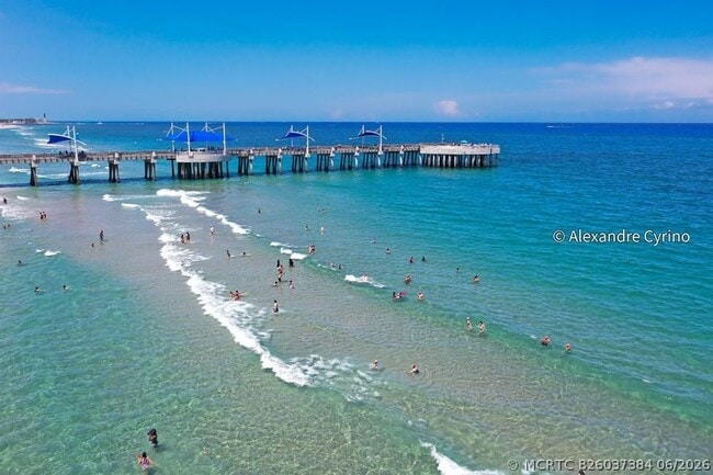Building Photo - 133 N Pompano Beach Blvd Unit 806