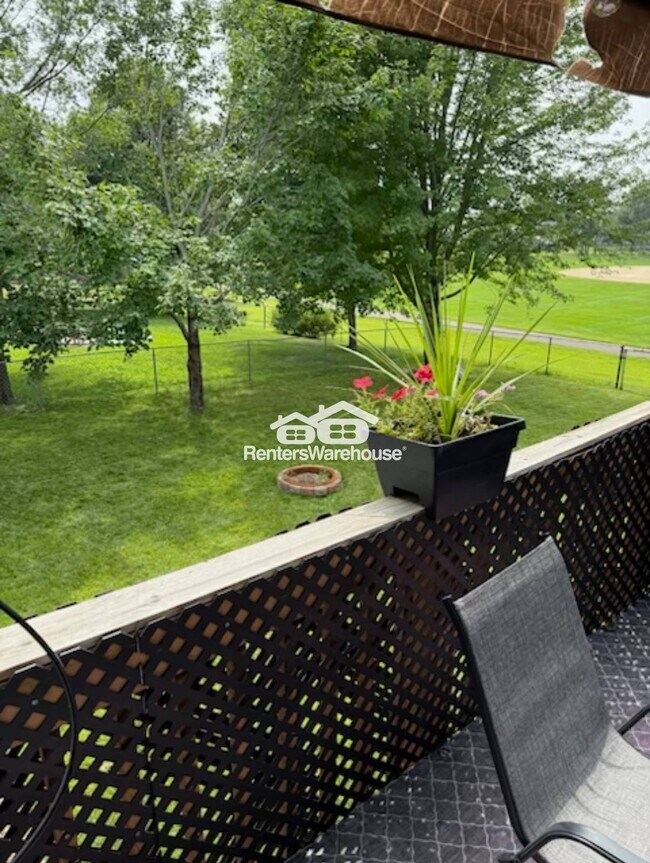 Photo - 9712 Hames Ct S