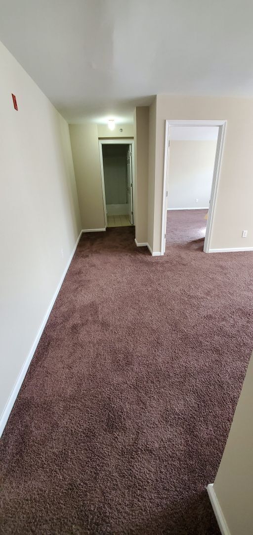 Entrance Way - 1643 Old York Rd