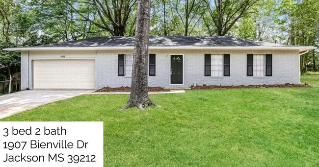Building Photo - 3 bedroom 2 bath home available for rent