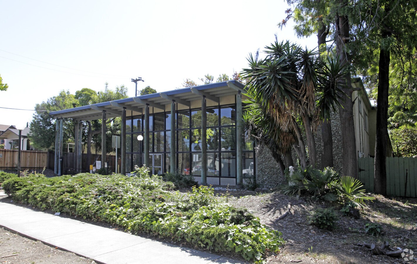 Photo - Silk Oak Apartments