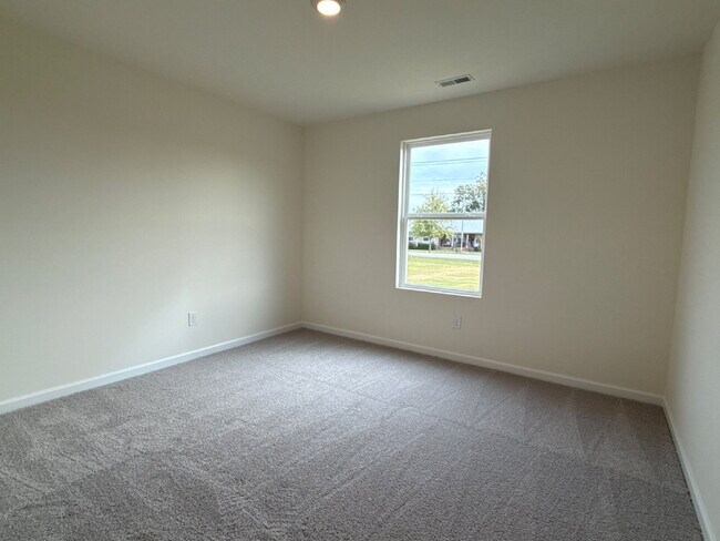 Photo - 112 Vulcan St