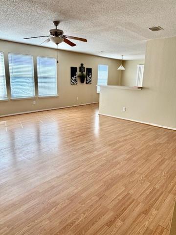 Photo - 1031 Halifax Ln