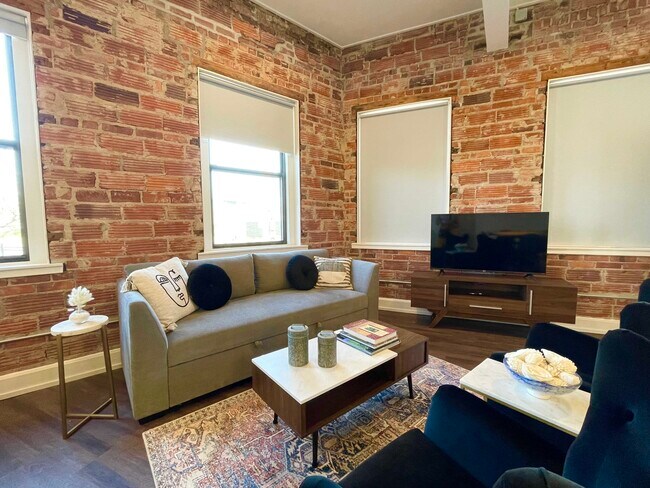 Photo - 1211 W 27th St Unidad A