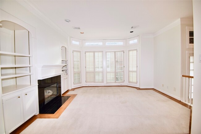 Photo - 2024 Welch St