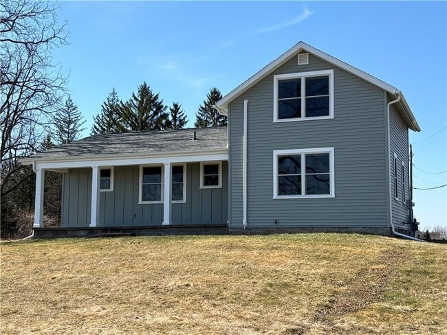 Building Photo - 5667 Dunning Ave