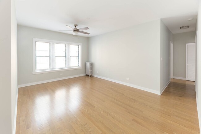 Photo - 4838 N Wolcott Ave Apartments Unit #3B