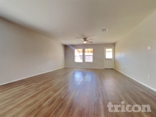 Photo - 1805 Westfall Dr