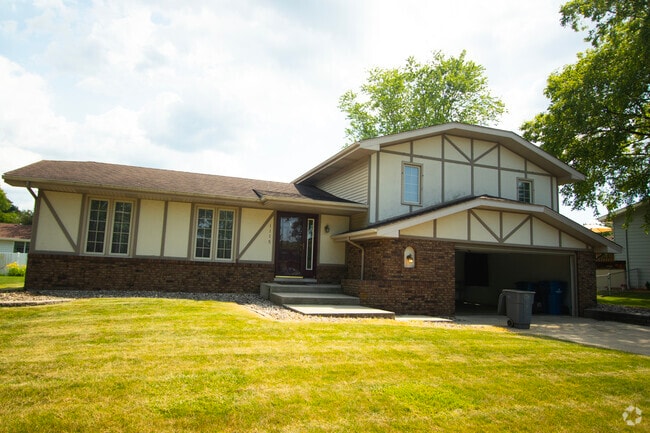 Building Photo - 1115 Sioux Dr Rental