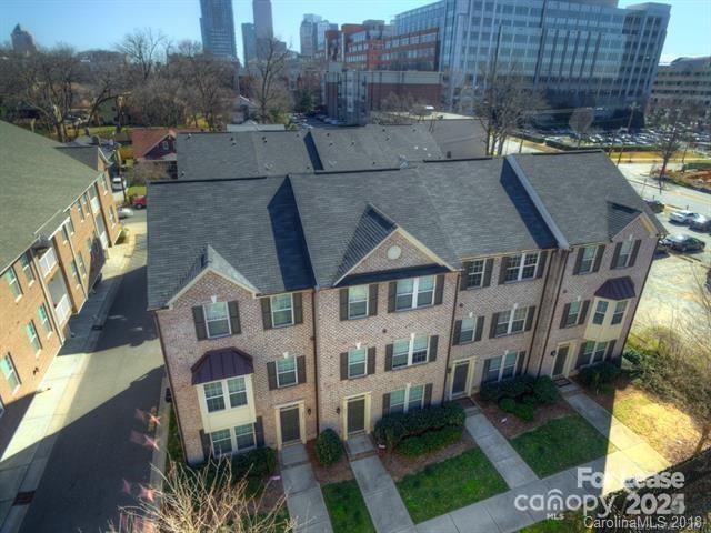Photo - 257 N Irwin Ave Townhome