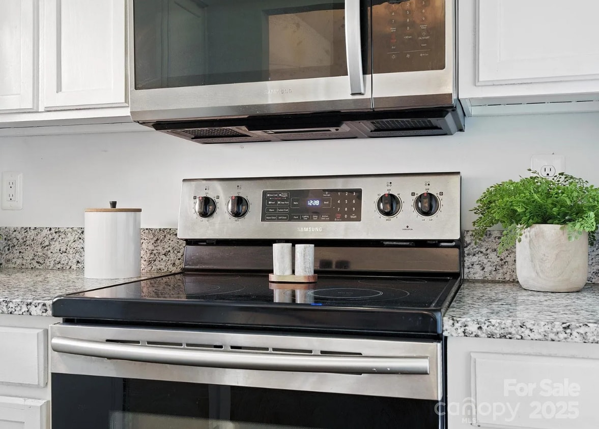 Photo - 224 N Poplar St (Charlotte, NC)