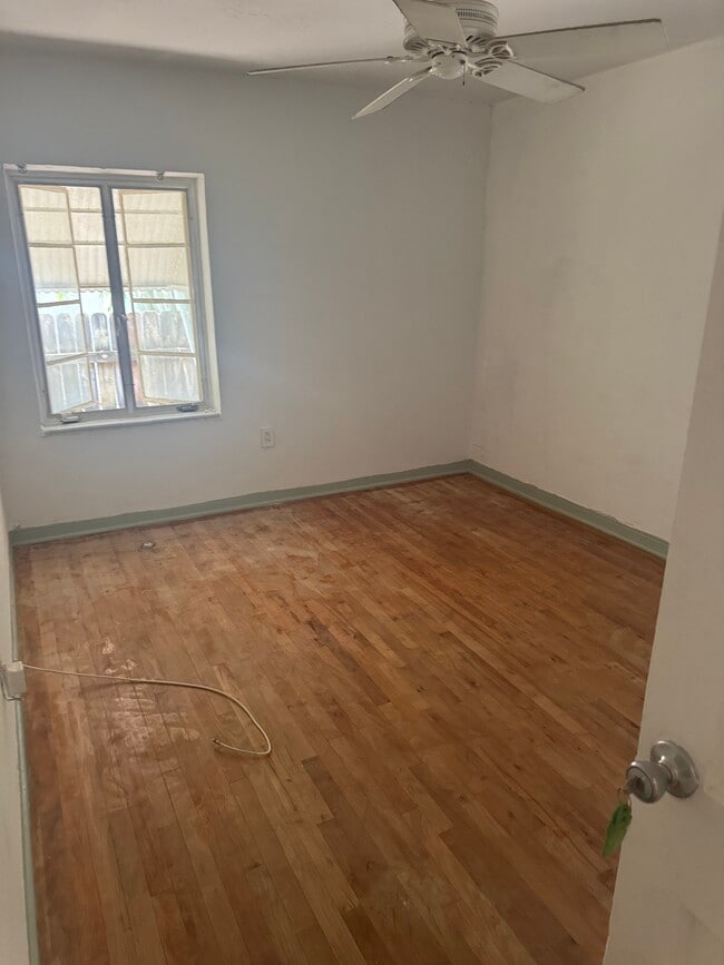 12110 NE 11th Pl