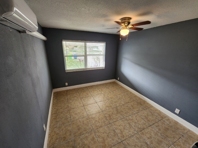 Photo - 1200 NW 58th Terrace Unit APT C