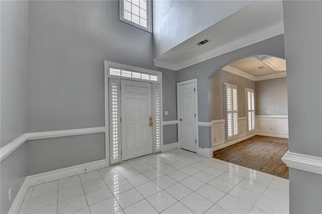 Photo - 2072 Fairport Way