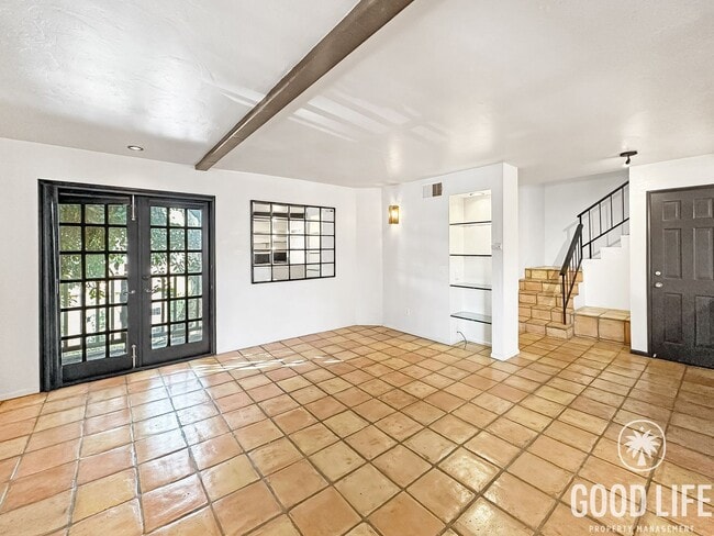 Photo - Stunning 2B/2.5BA Townhouse w/ W/D, Private Balconies & Pool! Unit 6