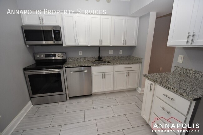 Photo - 451 Knottwood Ct