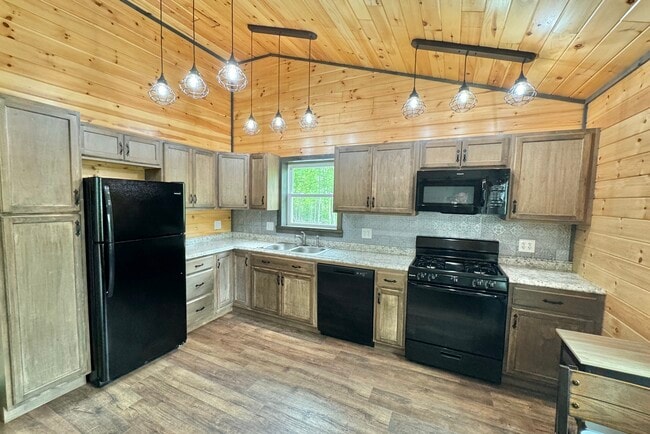 145 Ward Rd Unit 145 Ward Rd
