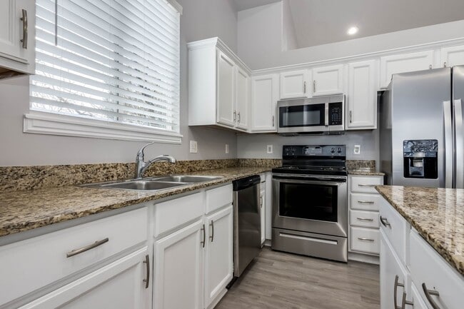 Gorgeous Four Bedroom Home, 2600 sq. ft., ... - Gorgeous Four Bedroom Home, 2600 sq. ft., ...