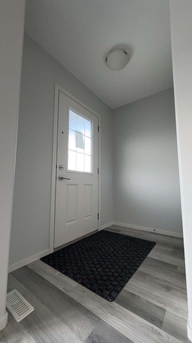 Photo - 6209-6266 66 St NW