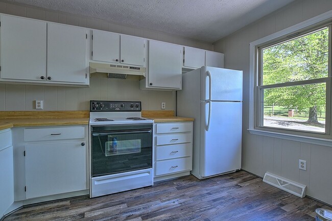 Photo - 405 Cypress St Unit 405 Cypress St #12