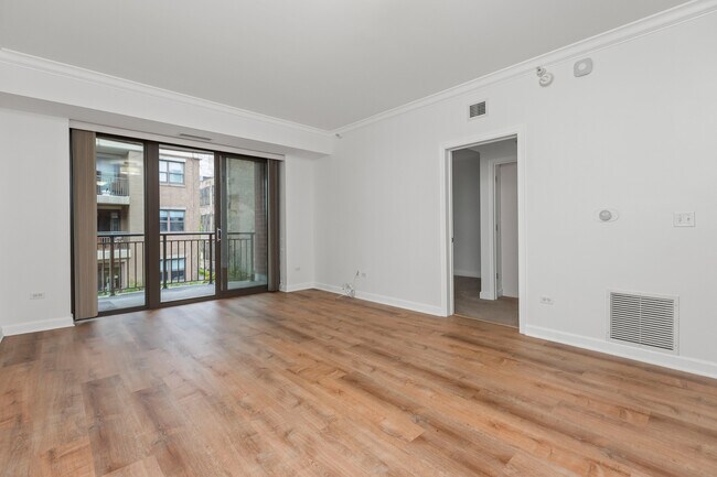 Photo - 1133 S State St Unit 503b