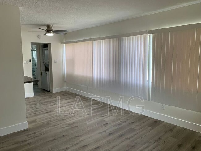 Photo - 10919 Pioneer Blvd