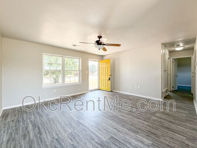 Photo - 2701 Yorkshire Ave