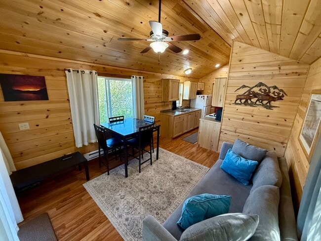 Photo - Short or long-term Furnished Cabin with A MOVE IN SPECIAL!