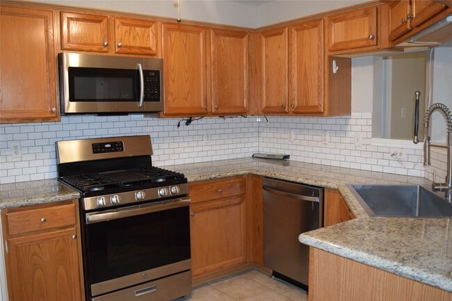 Photo - 18130 Beaverdell Dr