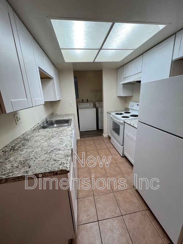 Photo - 190 Griswold Way Unit A
