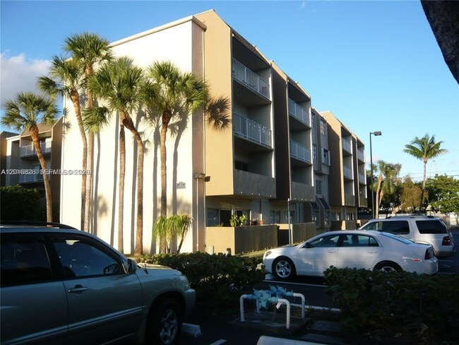 Building Photo - 7715 SW 86th St Unit A2-405