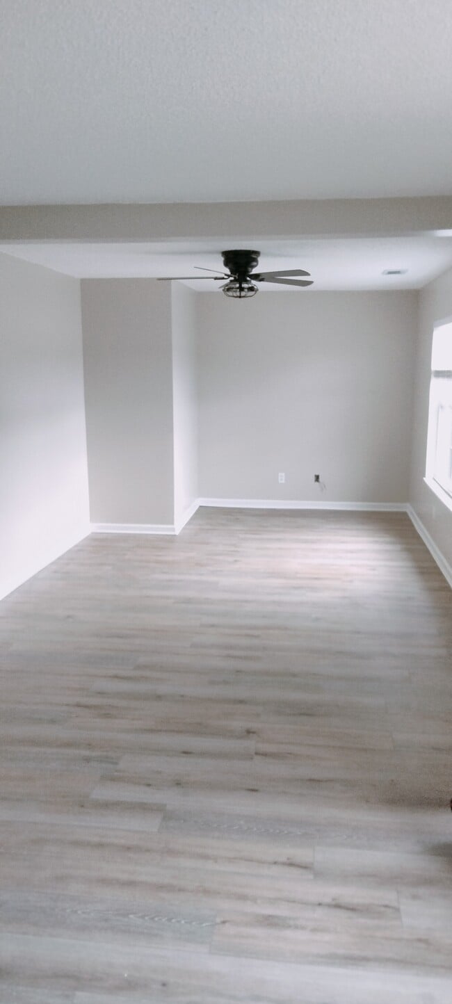 Photo - 1666 Sails Way