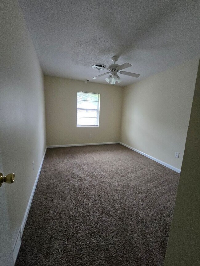 Photo - 1713-1715 Stanford Dr Unit 1715 Stanford
