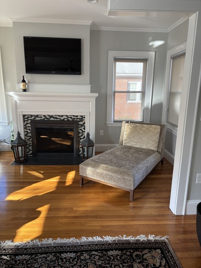 Photo - 569 Commonwealth Ave Unidad 2 Rental