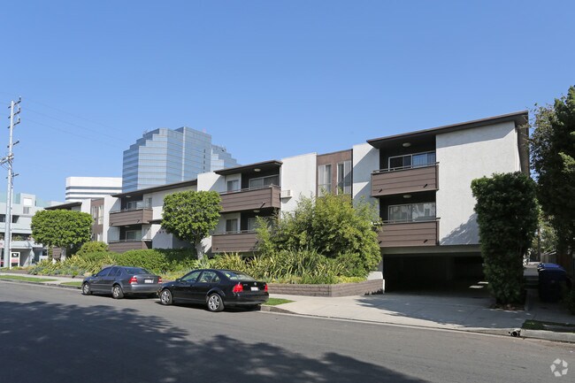 Photo - 1310 Wellesley Ave