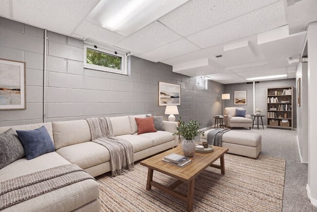 2206 NE Arthur St Unidad 1 ( Lower )