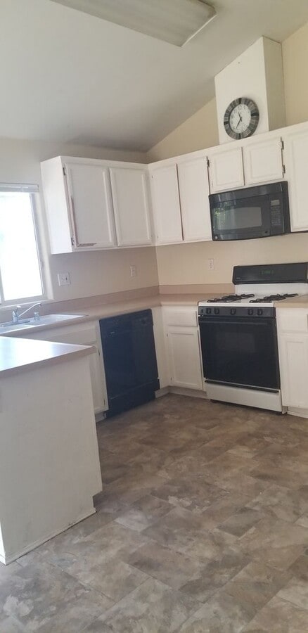 Photo - 524 Dunninger St