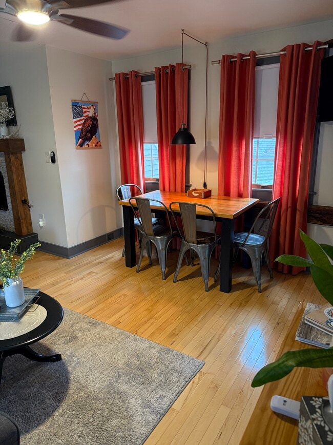 Photo - 134 High St Unit Sunny New England apartme