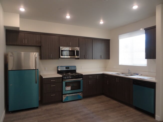 Photo - 14400 Friar St Unit 309