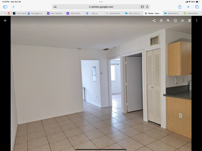 Photo - 437 SW 7th St Unidad 207