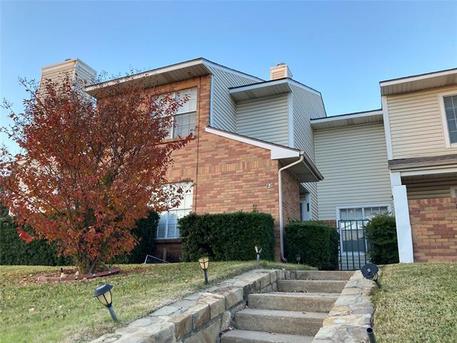 Photo - 837 Creekside Dr