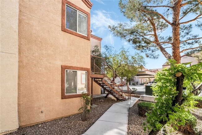 Building Photo - 9580 W Reno Ave Unit 168 Rental