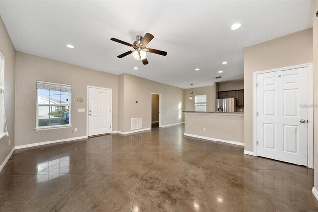 Photo - 2893 Whispering Trails Dr