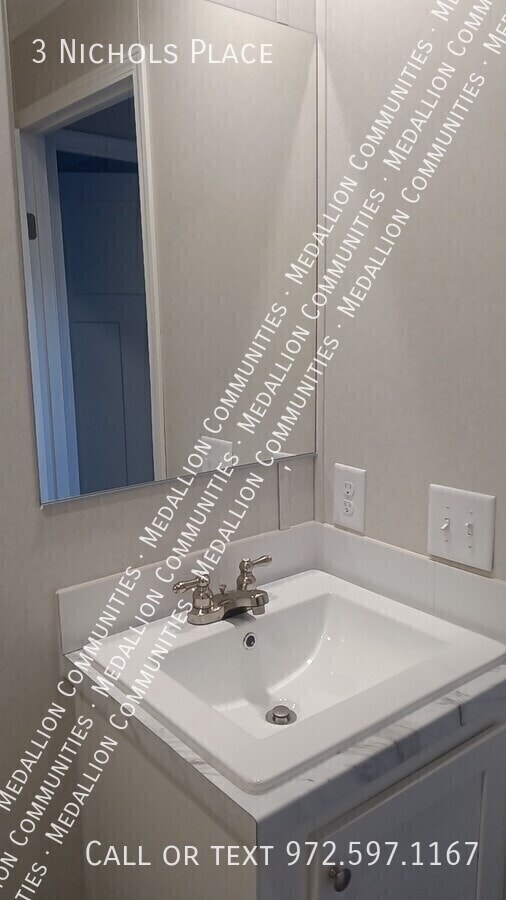 Photo - 3 Nichols Pl