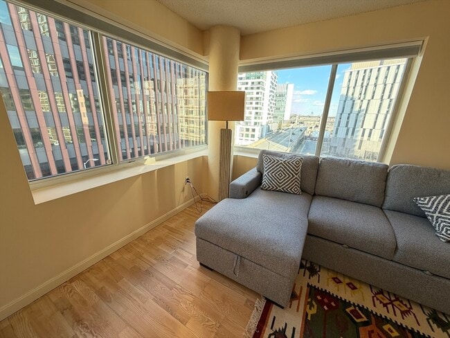 Photo - 8 Museum Way Unit 802