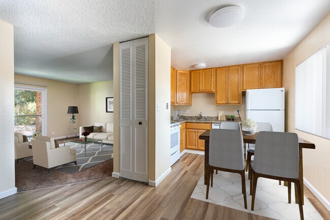 Dry Creek Apartments