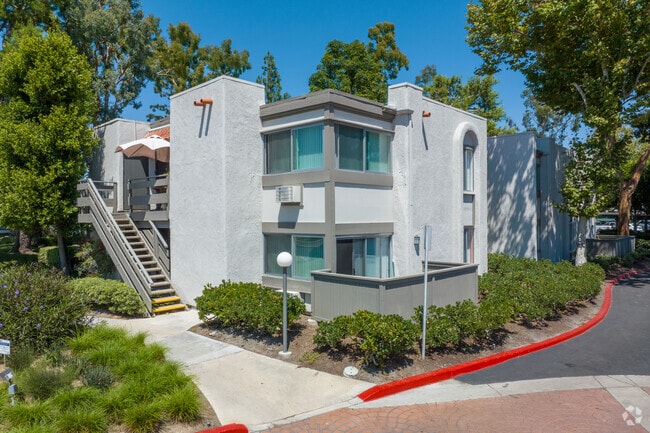 Pacific Woods Apartments