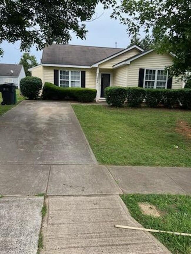 Building Photo - Ranch home in the Fairstone community