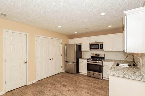 Photo - 2992 Knoll View Pl